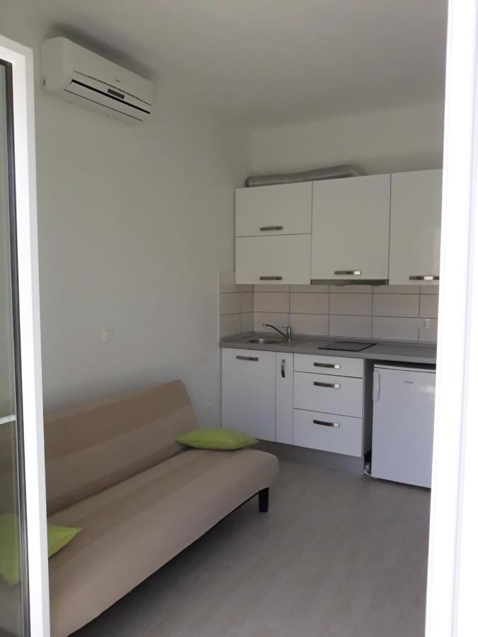 Apartment With Free And Private Parking Makarská Exteriér fotografie
