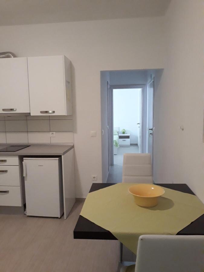 Apartment With Free And Private Parking Makarská Exteriér fotografie