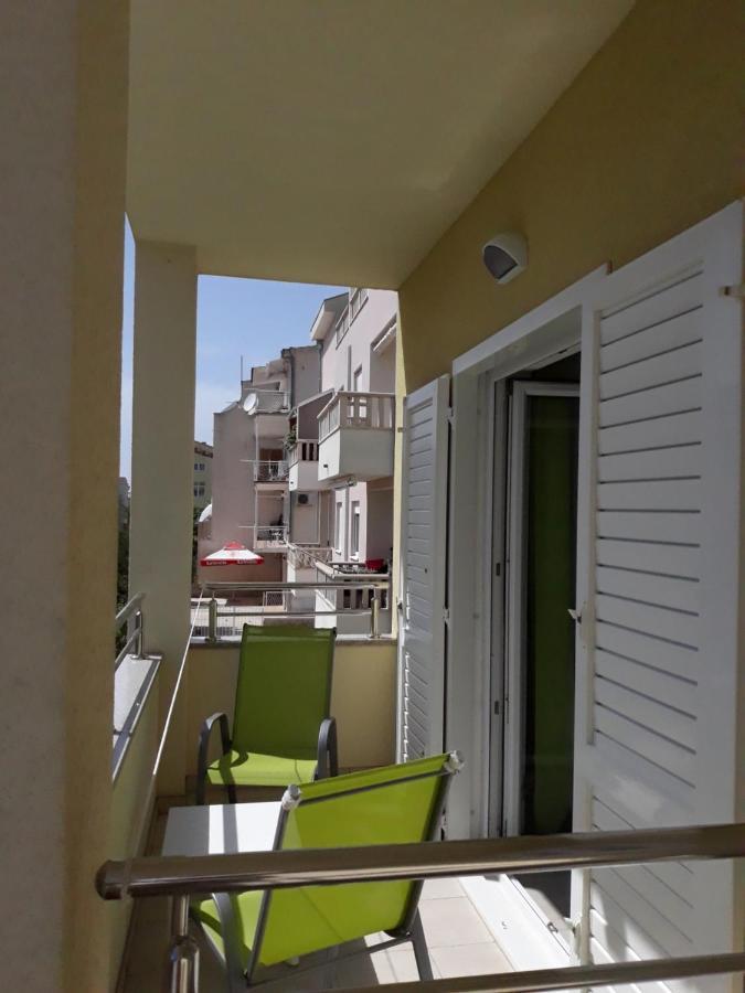 Apartment With Free And Private Parking Makarská Exteriér fotografie